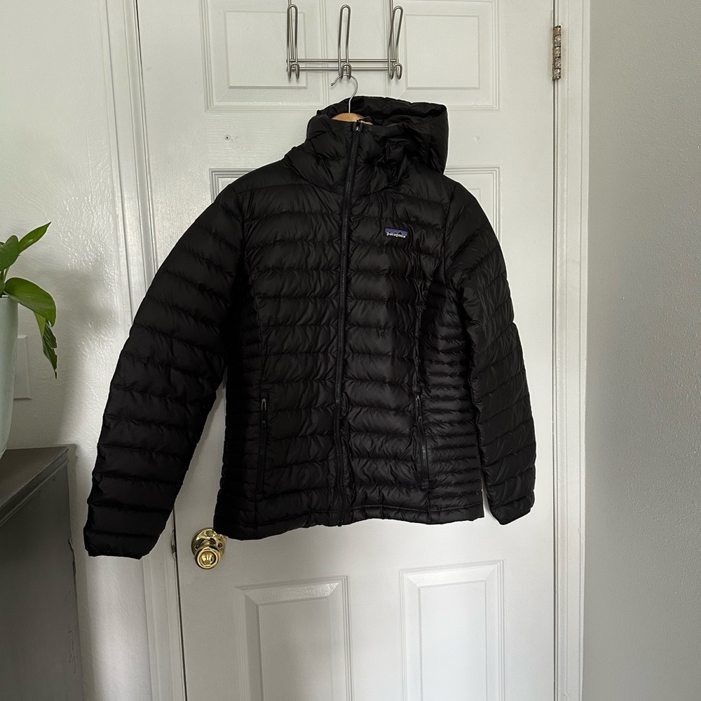 Patagonia Black Women's Down  Coat “Sweater Hoody” L